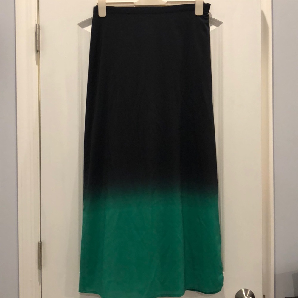 Vince Camuto ombré skirt 4 worn once